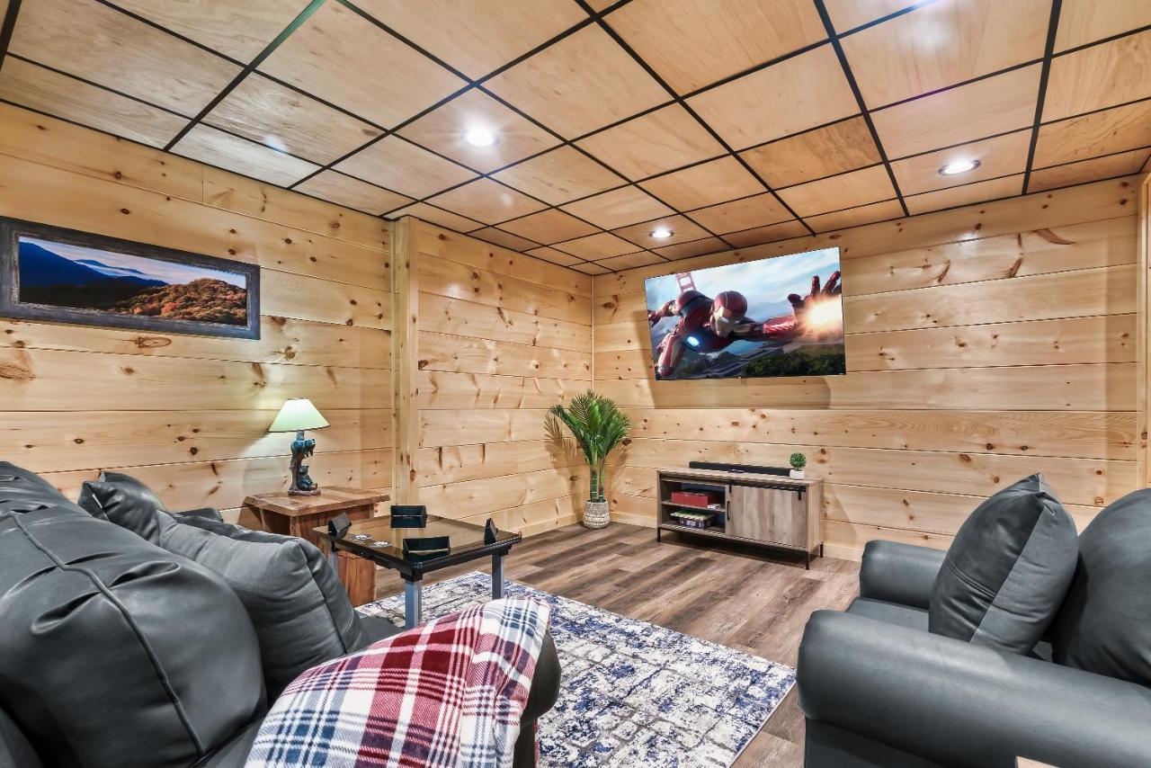 Mountains R Calling, Cozy Hideaway, King Beds, Hot-Tub, Arcade, Ev Ready Pigeon Forge Zewnętrze zdjęcie