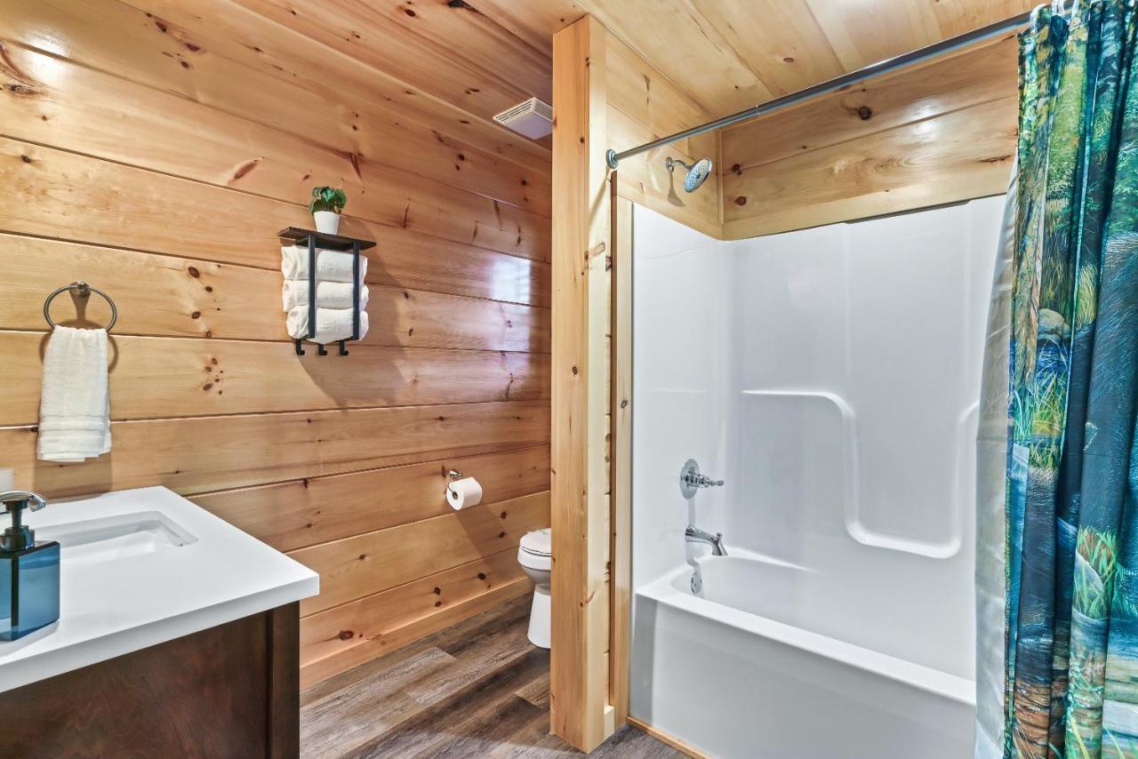 Mountains R Calling, Cozy Hideaway, King Beds, Hot-Tub, Arcade, Ev Ready Pigeon Forge Zewnętrze zdjęcie