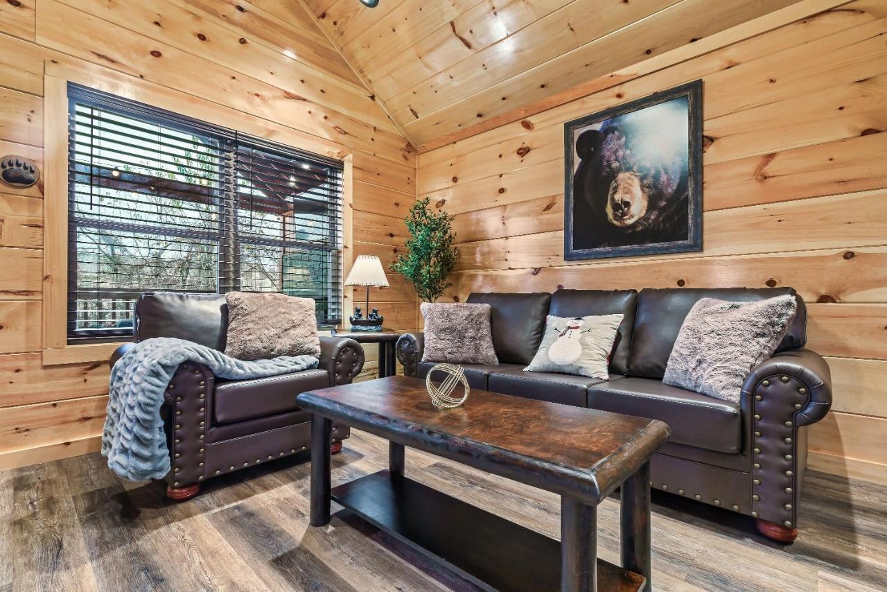 Mountains R Calling, Cozy Hideaway, King Beds, Hot-Tub, Arcade, Ev Ready Pigeon Forge Zewnętrze zdjęcie